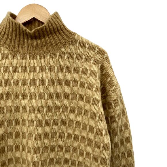 Everlane Tan the cloud checkered mock neck chunky sweater - Picture 4 of 8